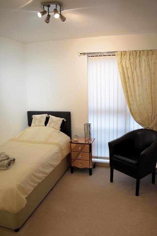 Airdrie Apartments Экстерьер фото